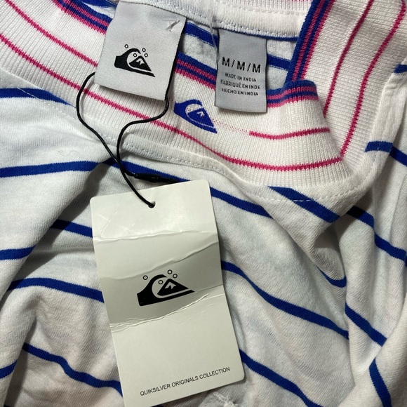 NWT Quicksilver 90’s Crop SS Stripe Top. Size Medium - Picture 2 of 3